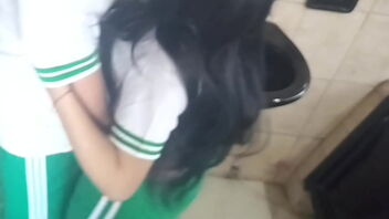 Unexperienced student gets it on with Latina babe in the douche of a P.E class.